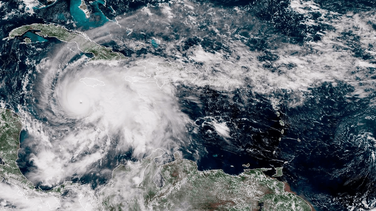 hurricane tracking